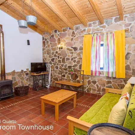 فيلة Akivillas Nature *
